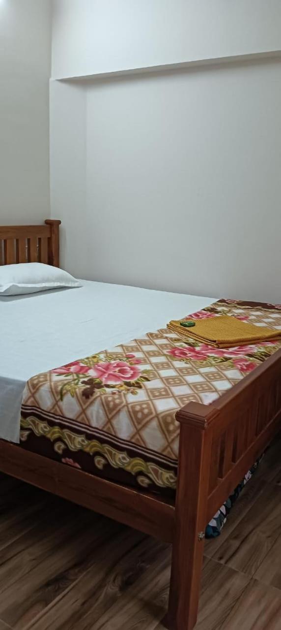 Отель Kpr Residency Near Isha - Adiyogi Alandurai Экстерьер фото